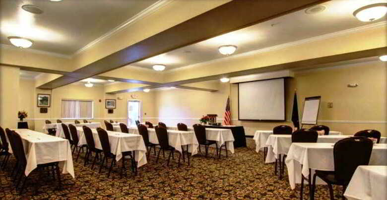 Hotel Clarion Suites Downtown Anchorage