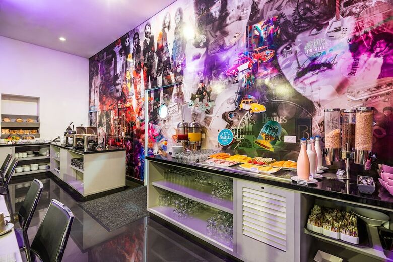 Hotel Black Tower Premium