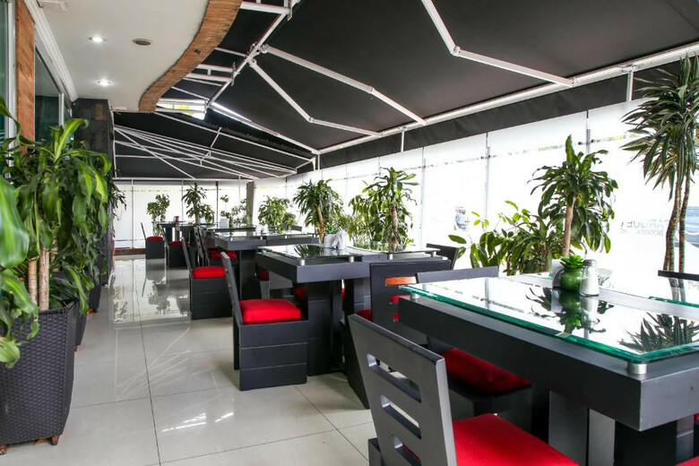 Hotel Parque 63