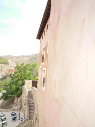Albergue De Albarrac�n Rosa Br�os