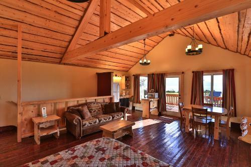 Lodge Kenai Peninsula Suites