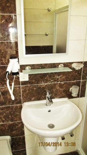 Hostal Zeybek 1 Pension