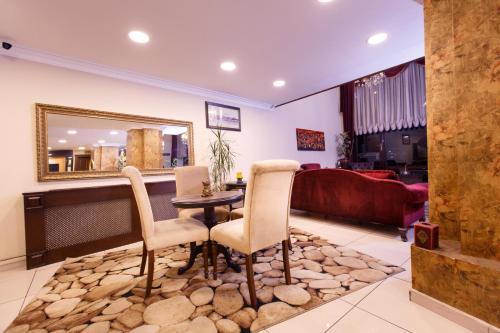 Hostal Tas Konak Hotel
