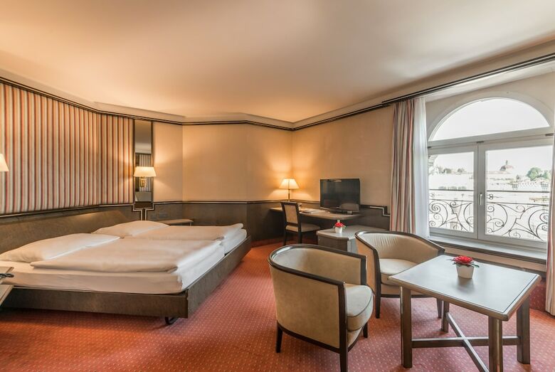 Hotel Monopol