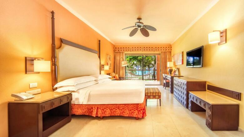 Hotel Barcelo Maya Palace