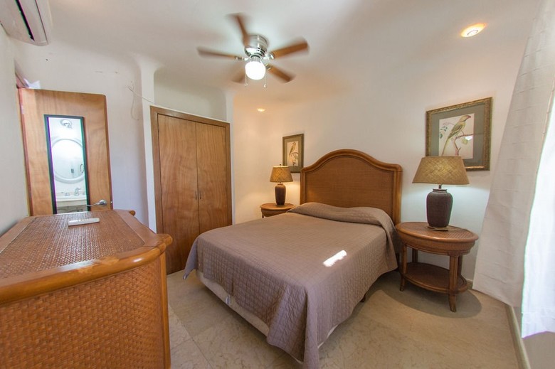 Hotel Blue Palms