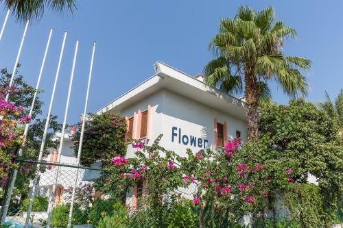 Hotel Flower Villa Apart