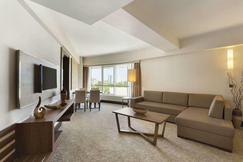 Hotel Ramada Plaza Izmir