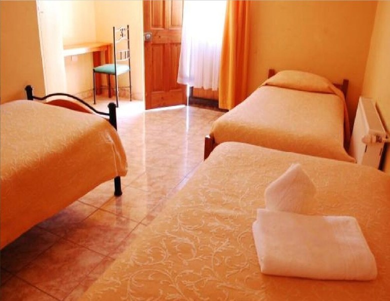Hostal Katarpe