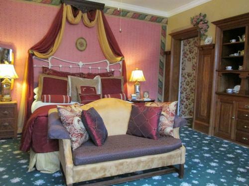 Inn At 410 B&B