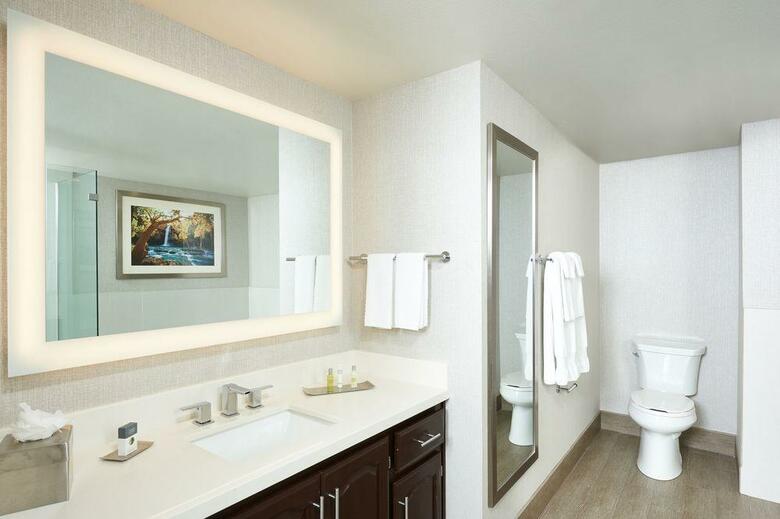 Doubletree By Hilton Hotel Flagstaff