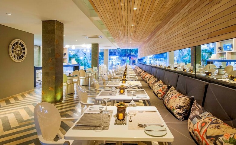 Oz Hotel