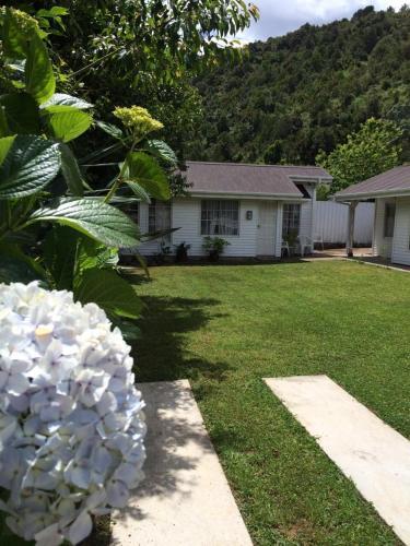Lodge Hostal Y Caba�as Monte De Sion