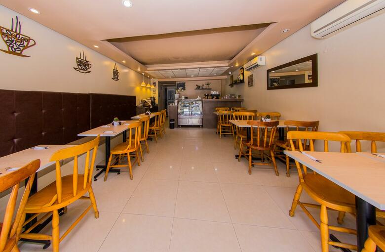 Azu�n Suites Hotel