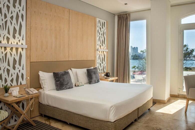Ghl Arsenal Hotel