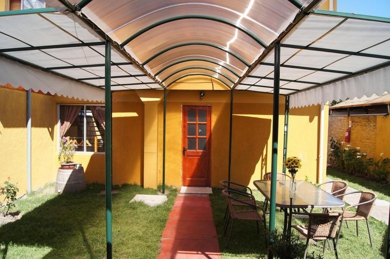 Hostal Tierra Noble Bed & Breakfast