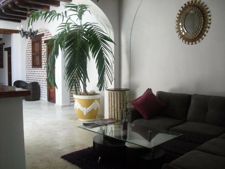 Hotel Casa Abril II