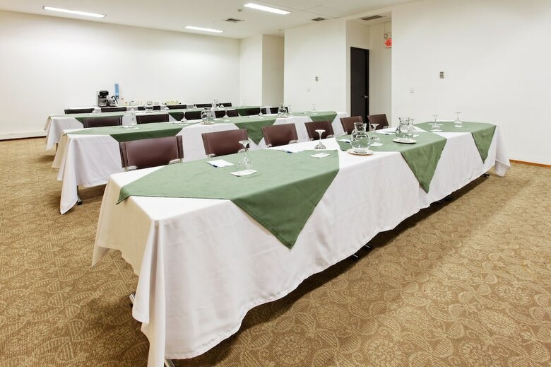 Hotel Holiday Inn Express & Suites Medellin