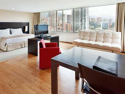 Hotel Holiday Inn Express & Suites Medellin