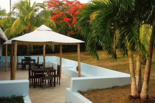 Hotel Playa Tranquilo B&B And Dive Shop