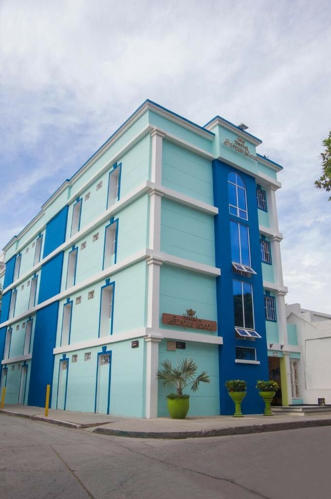 Hostal Parque Real