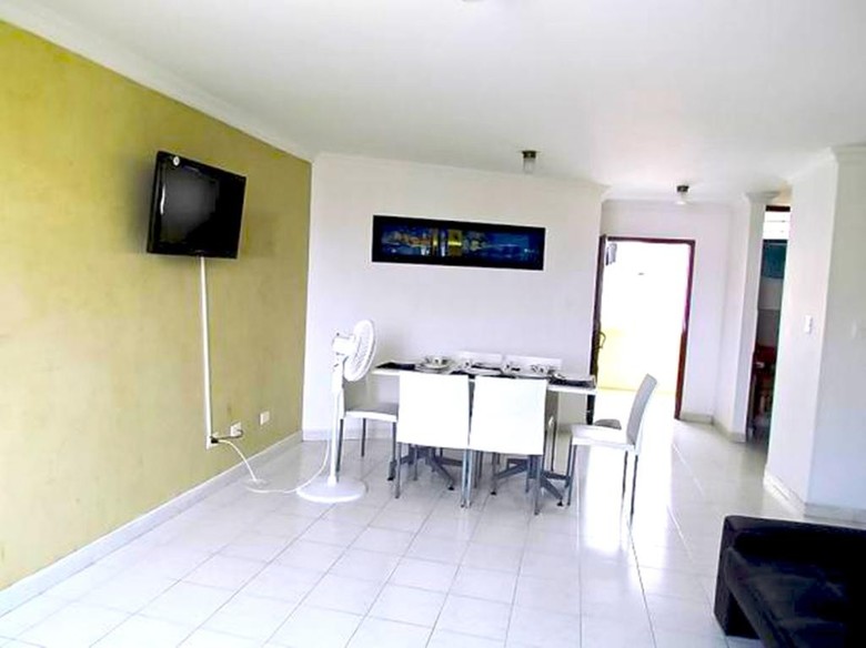 Apartamentos Jazm�n - 2 Hab - Smr183a
