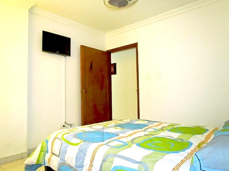 Apartamentos Jazm�n - 2 Hab - Smr183a