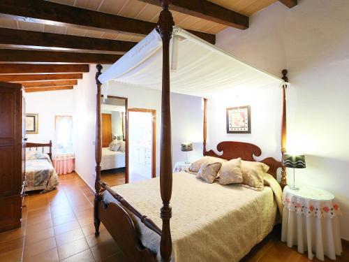 Holiday Home Ca Na Guerrera