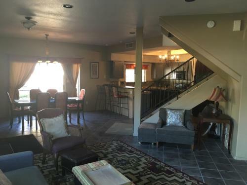 Phoenix Townhouse