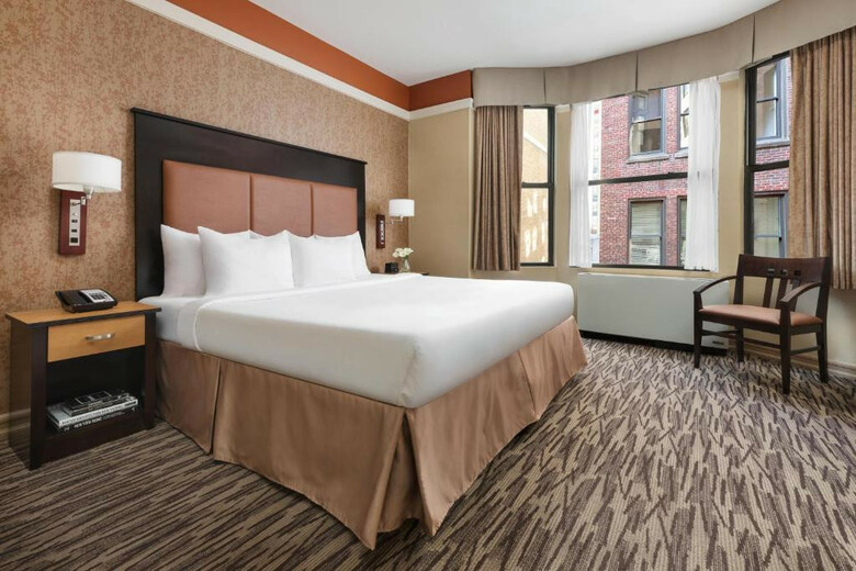 The Hotel @ Fifth Avenue
