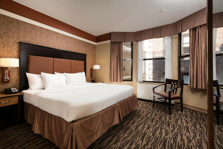 The Hotel @ Fifth Avenue