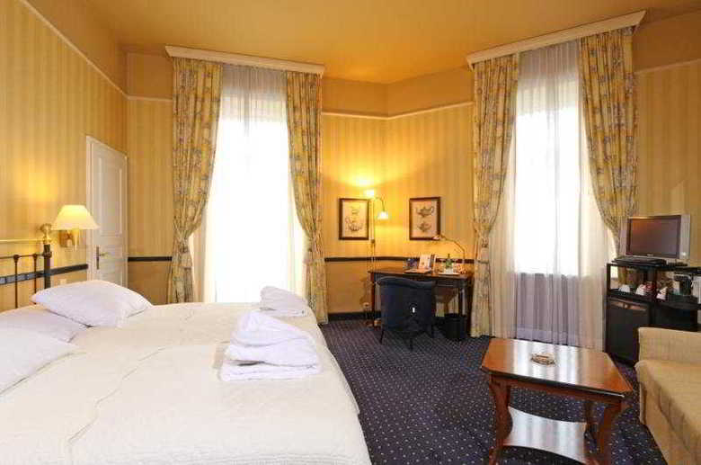 Ambassador Swiss Q Hotel
