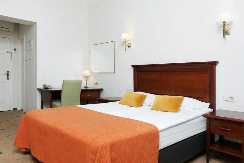 Radi Un Draugi Hotel