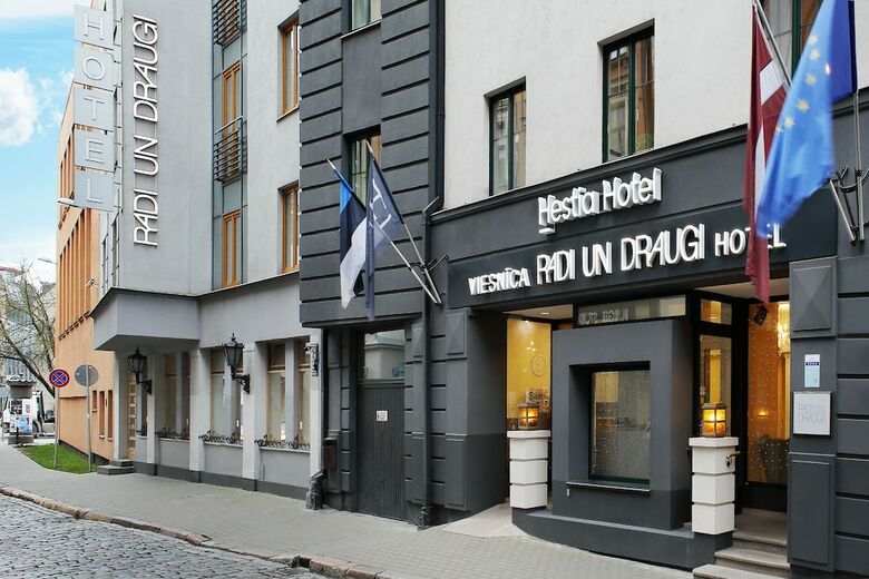Radi Un Draugi Hotel