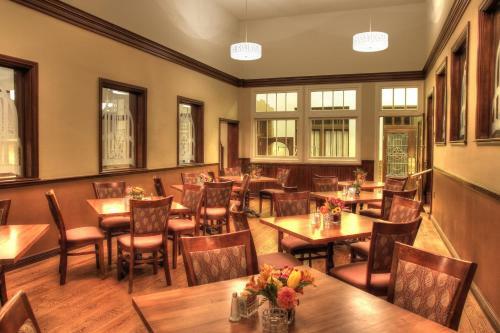 Hotel Hassayampa Inn