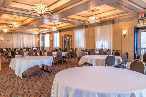 Hotel Hassayampa Inn