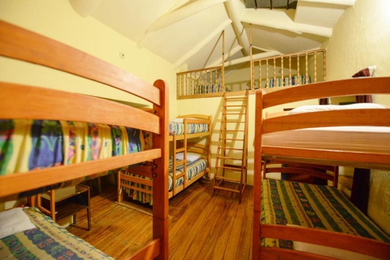 Hostal Hitchhikers Cusco Hostel