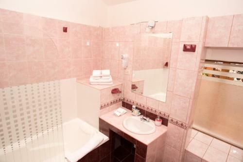 Hostal Hospedaje Tur�stico Arcangel