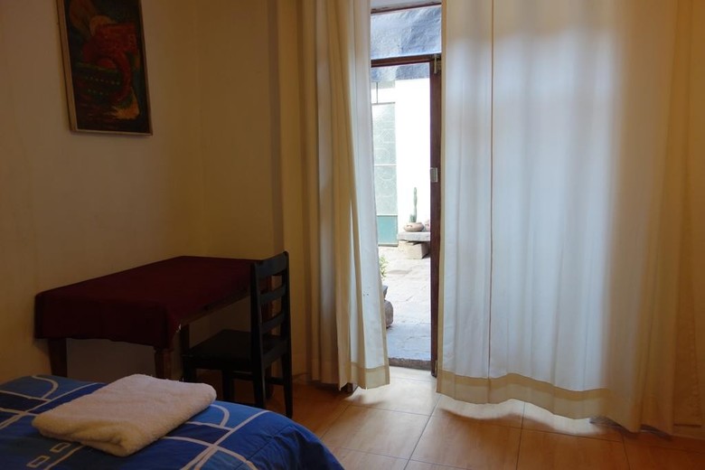 Emperatriz Guest House