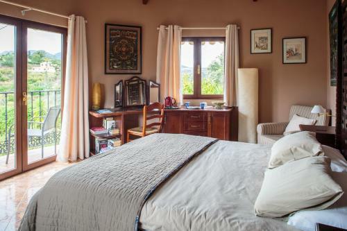 Agroturismo El Roble Holidays