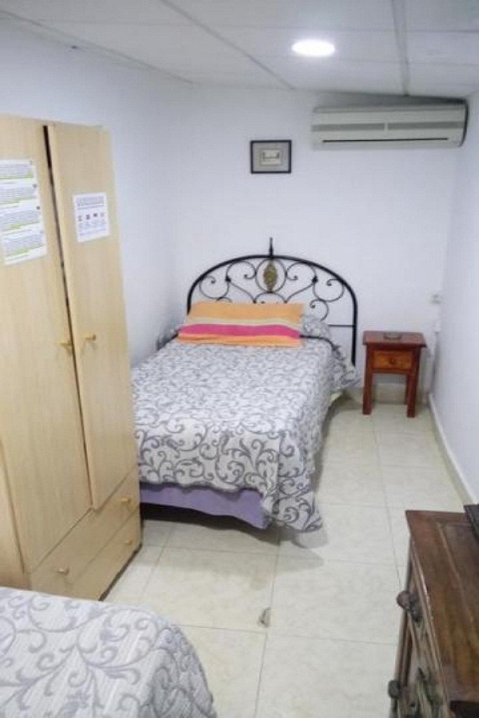 Hostal Guesthouse Alicante