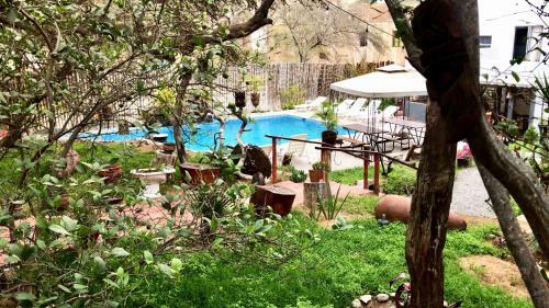 Hostal Rochabus