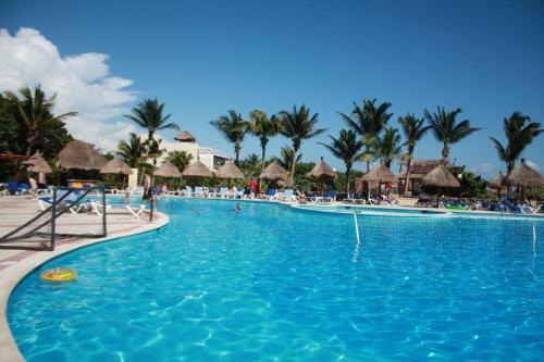 Charming Apartment Within Bahia Principe 5*