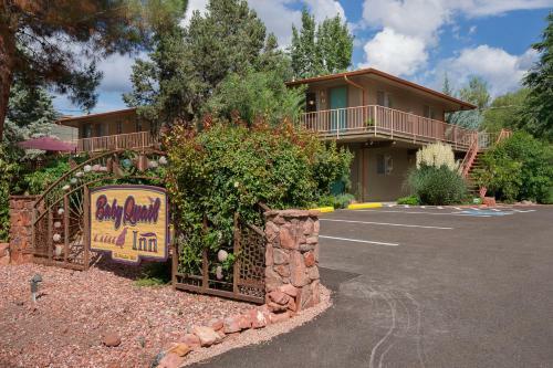 Hotel Baby Quail Inn