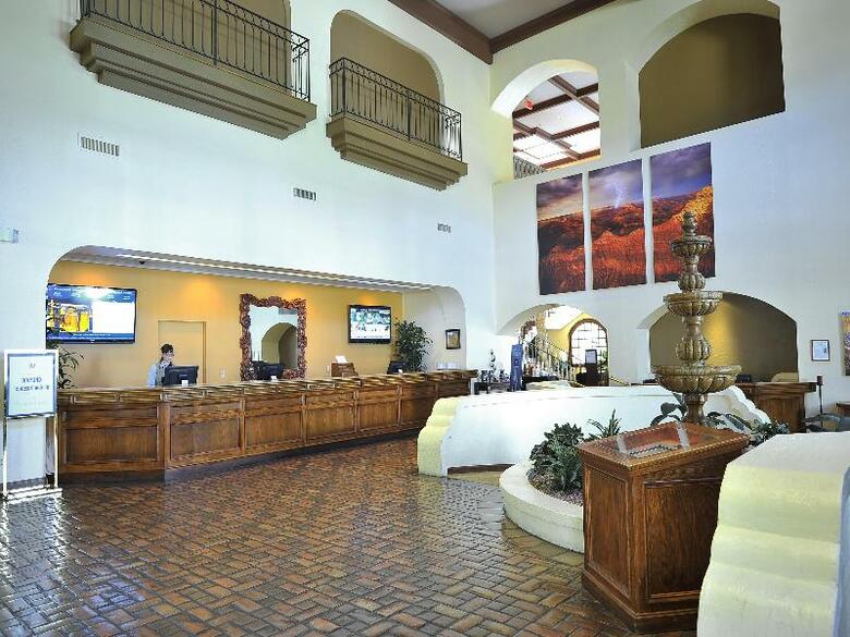 Hotel Los Abrigados Resort And Spa