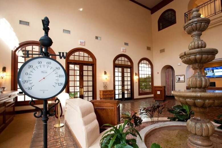 Hotel Los Abrigados Resort And Spa