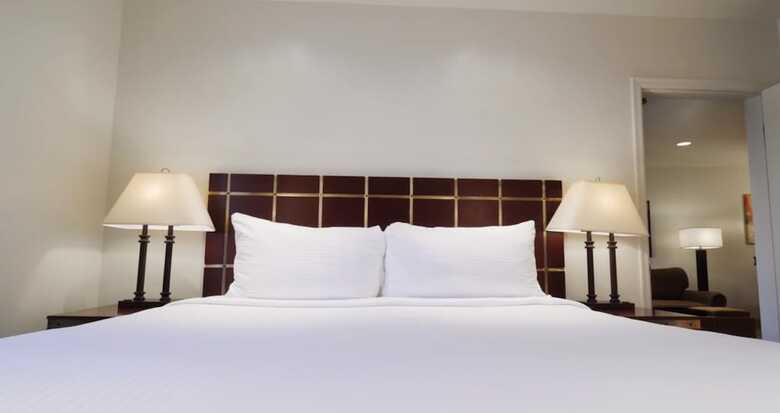 Hotel Los Abrigados Resort And Spa