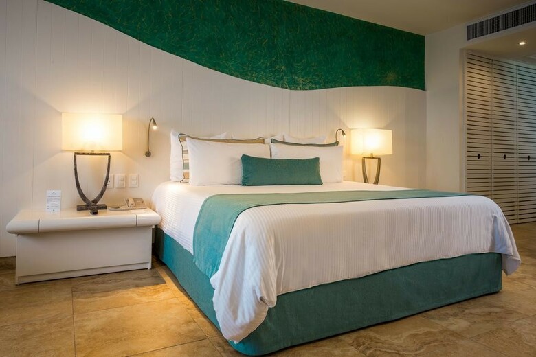 Hotel Now Emerald Canc�n
