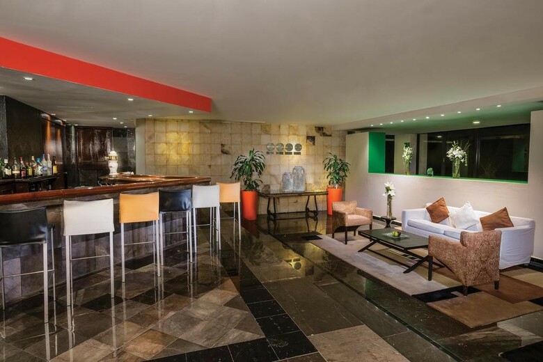 Hotel Now Emerald Canc�n