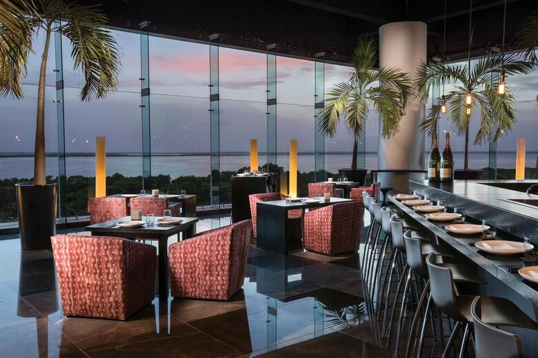Hotel Now Emerald Canc�n
